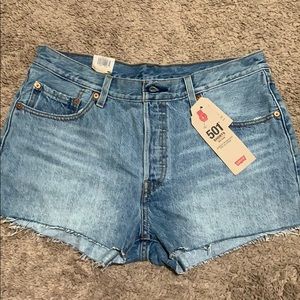Levi’s 501 shorts